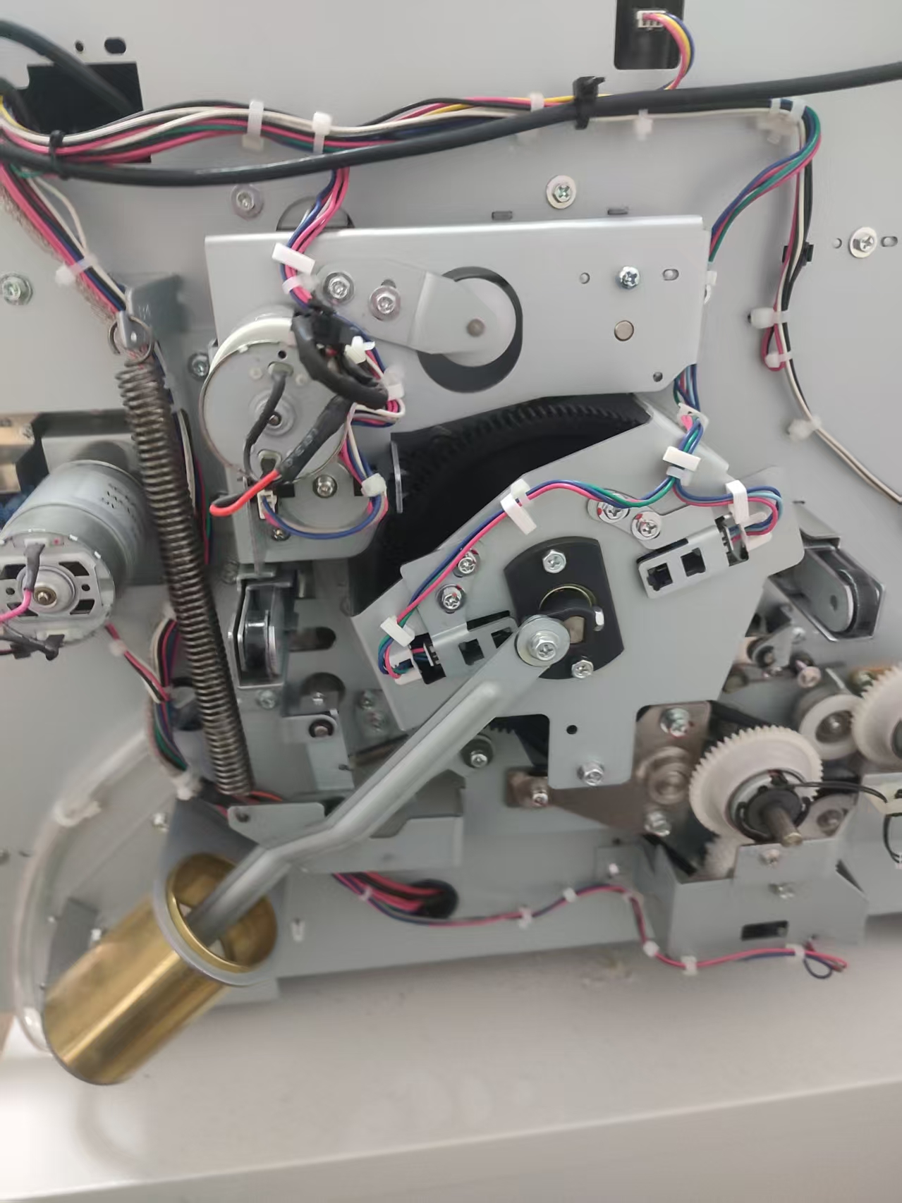 1762067058243602.jpg 243415.jpg