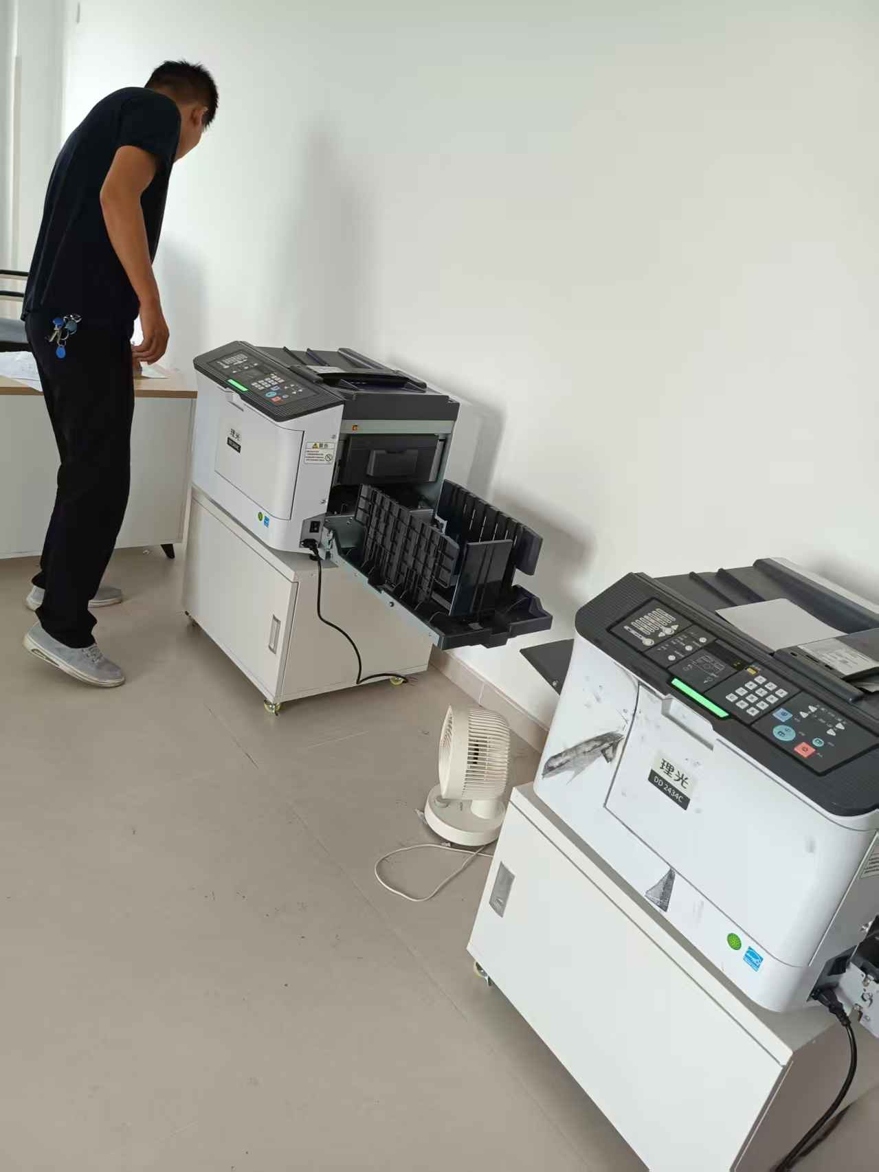 1775883723117382.jpg 理光DD2434C 2台.jpg